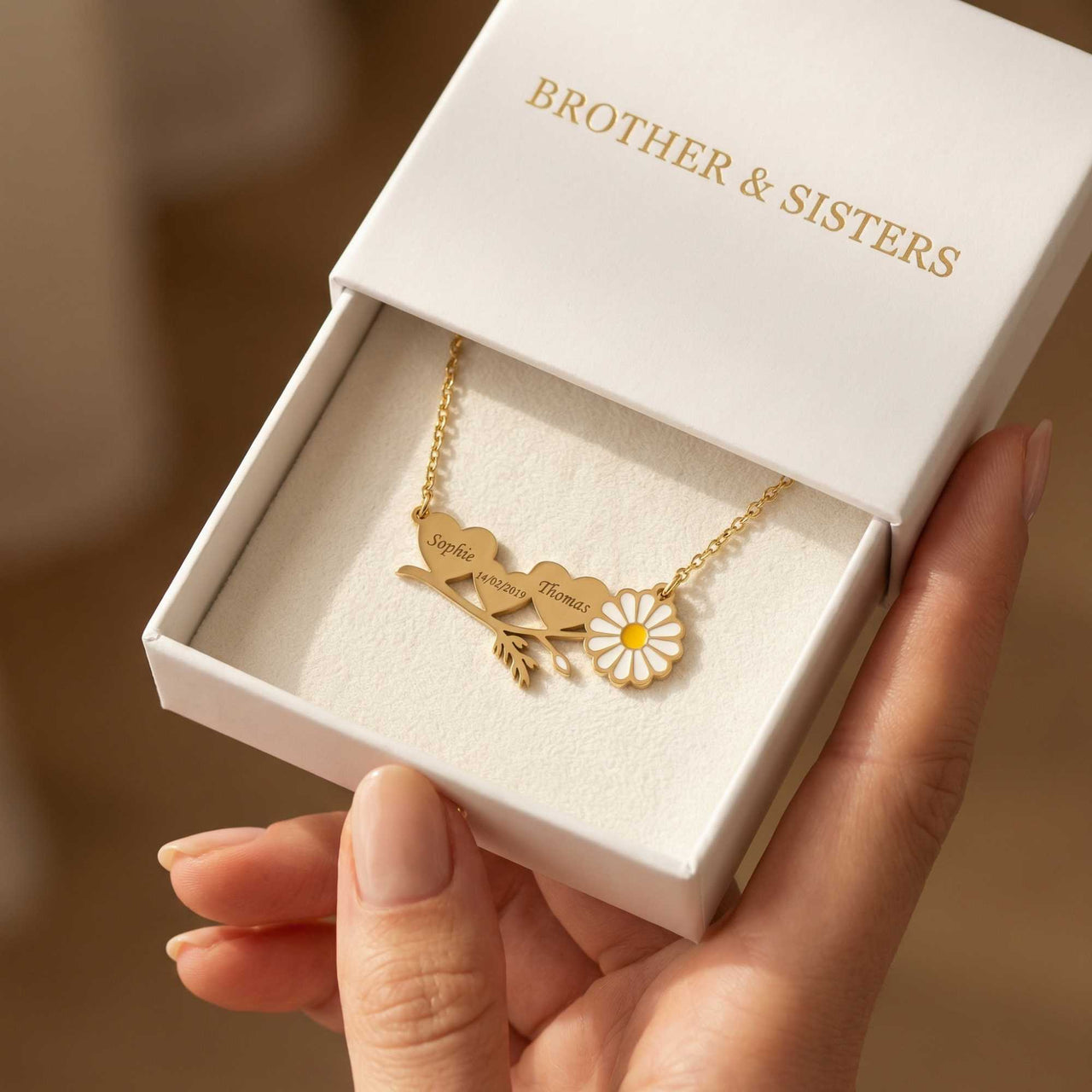 Daisy Name Necklace
