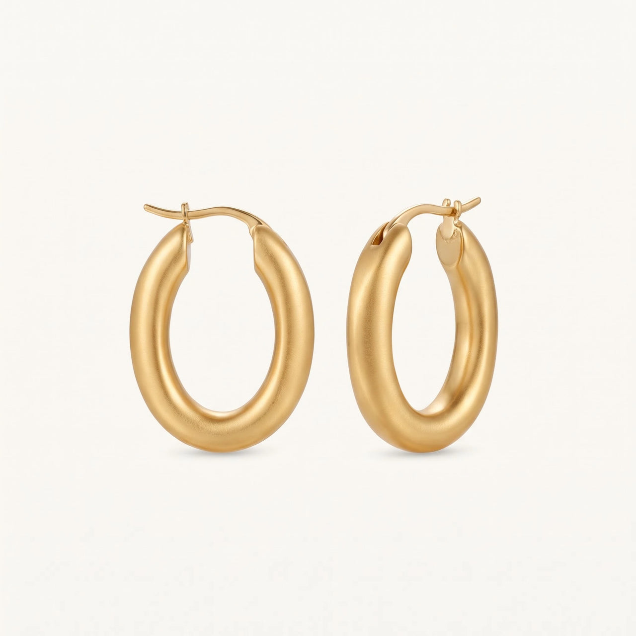 The Mates, gold earrings — packshot | SKU: lesmates