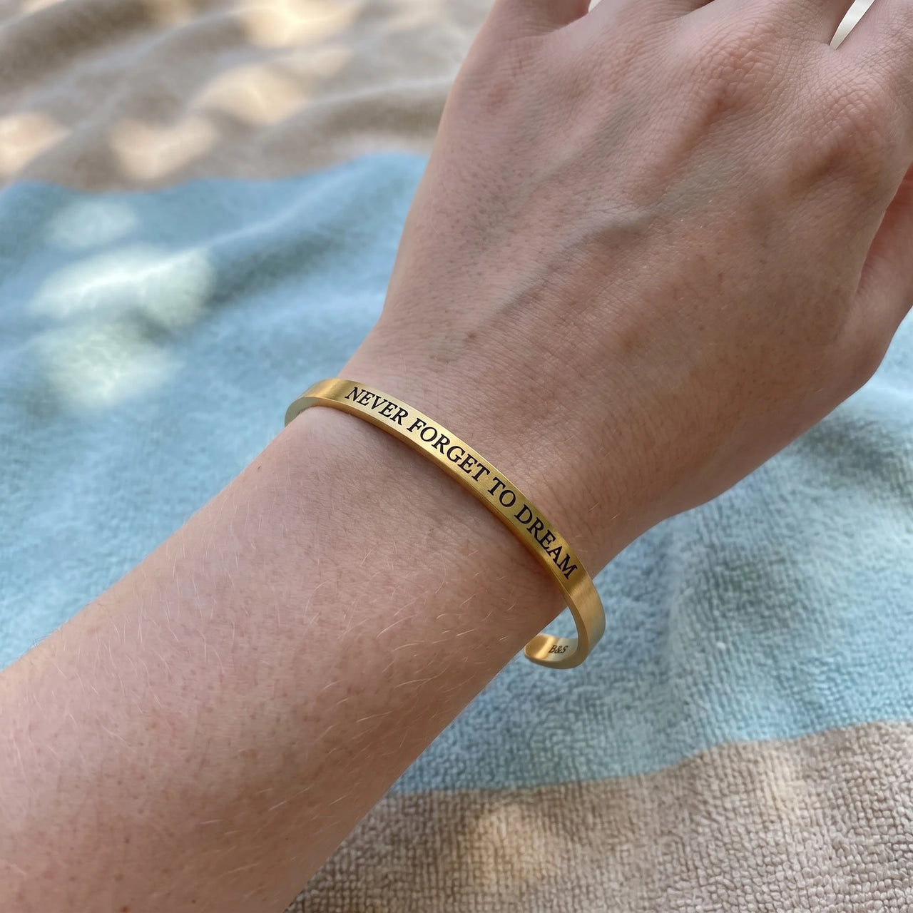 Graduation gift for her — worn, real size, gold | SKU: nftd-g
