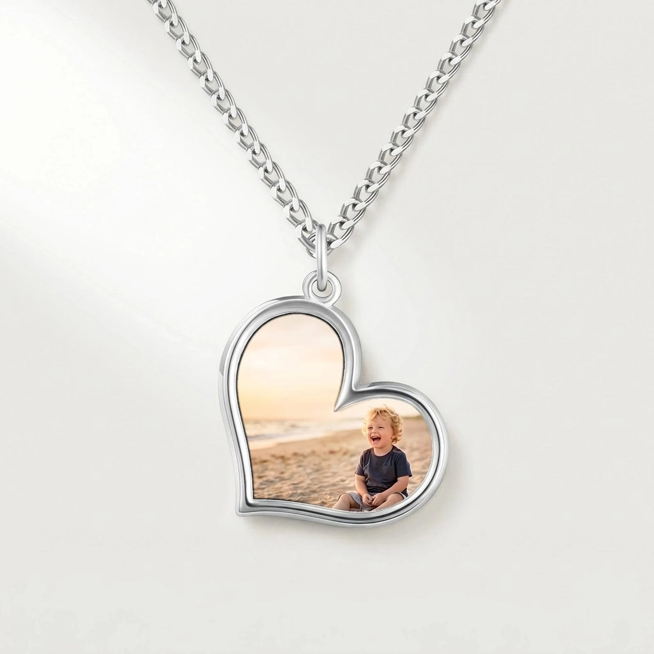 Secret Heart Photo Necklace in silver, black heart pendant turning into a hidden photo when warmed | SKU: TPH-HRTN-SILVER